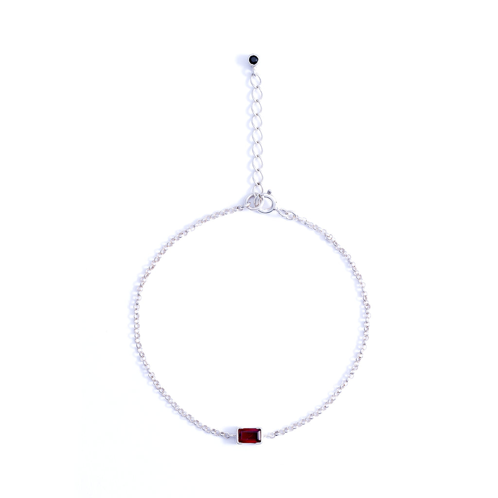 The Redding Bracelet in Garnet - TheCrystalBoutique™