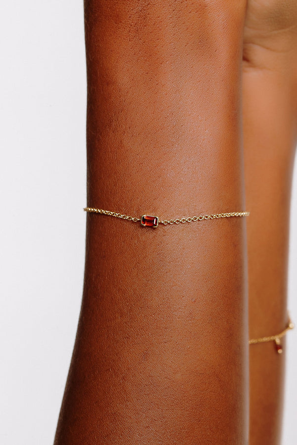 The Redding Bracelet in Garnet - TheCrystalBoutique™